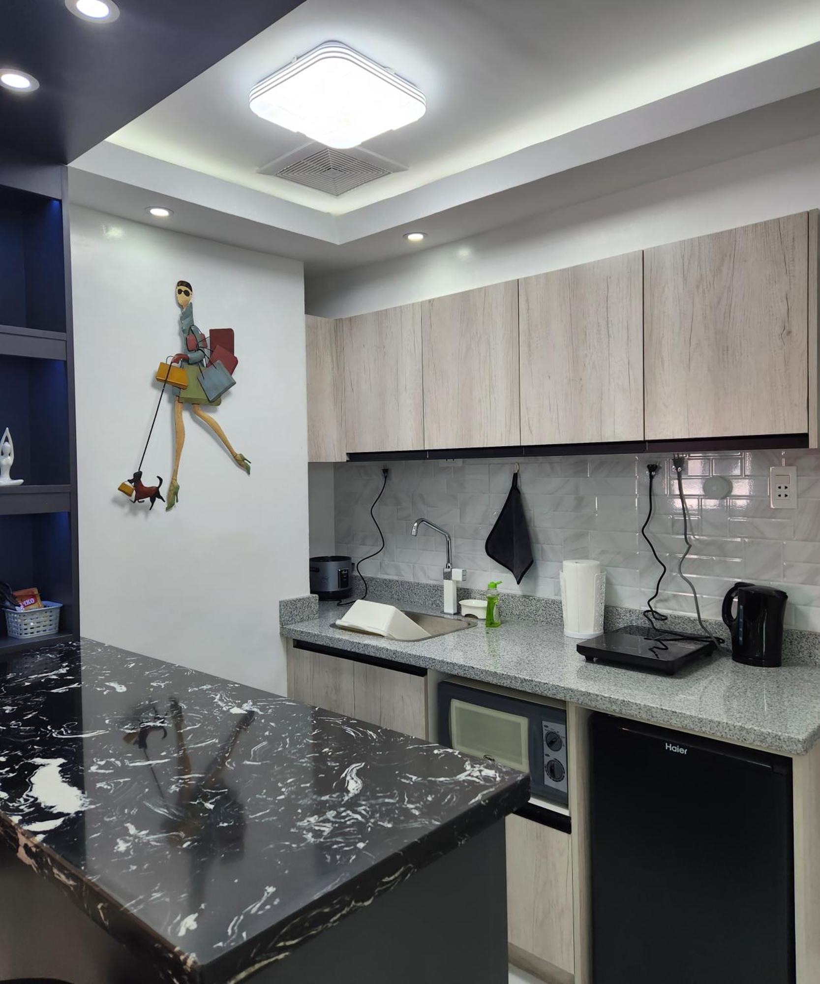 Condo Azur Suites B207 Near Airport, Netflix, Stylish, Cozy With Swimming Pool Lapu-Lapu City Exterior foto